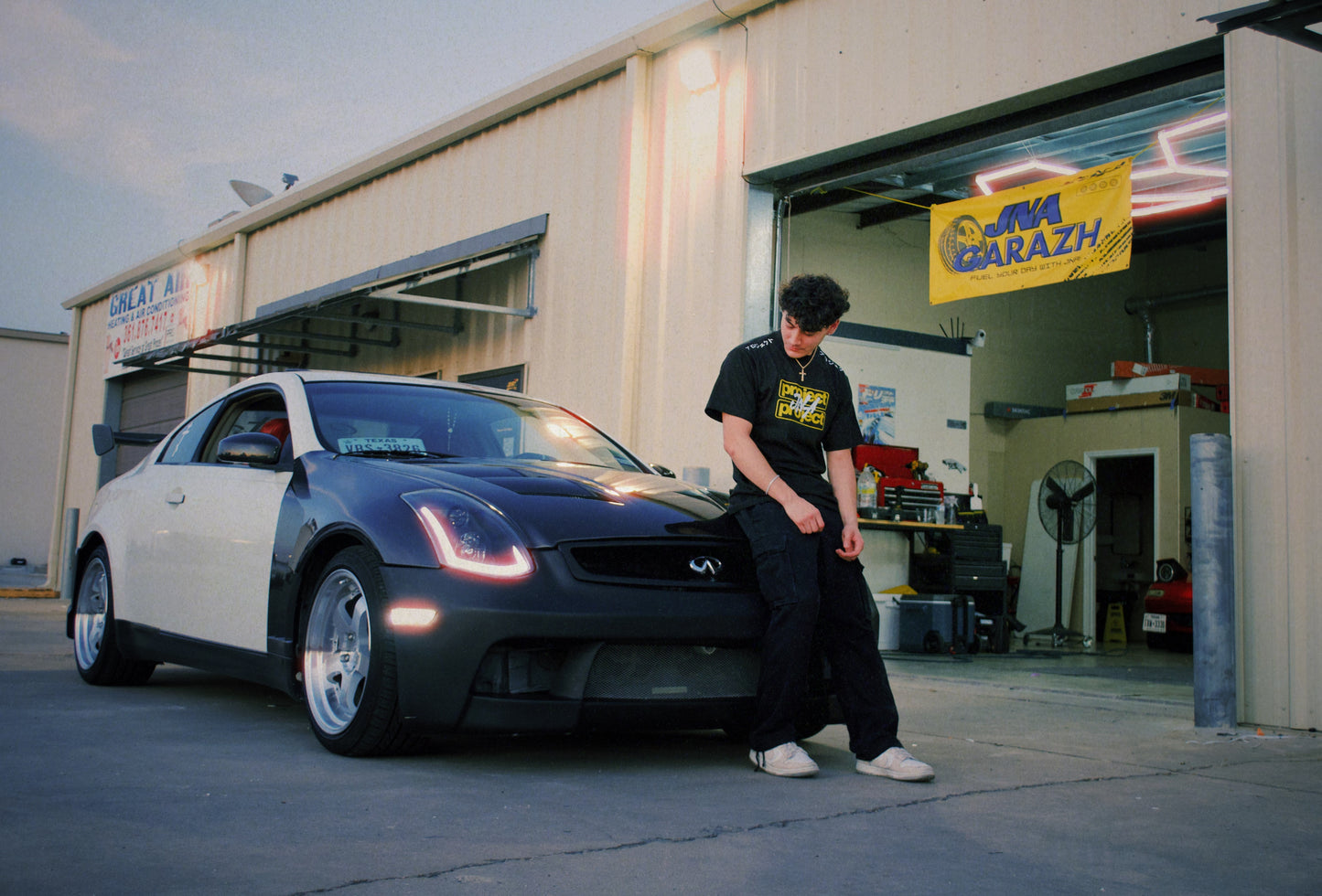 Project JNA Black Tee